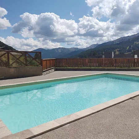 Au Pied De La Montagne Allos